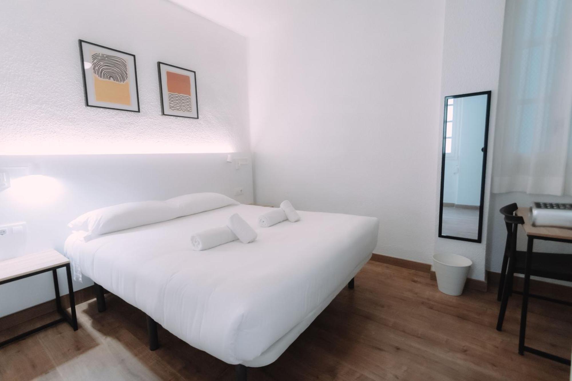 Concept Rooms 瓦伦西亚 外观 照片